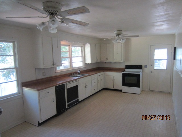 3995 Sandy Hill Rd, Buford, GA 30519 photo 4