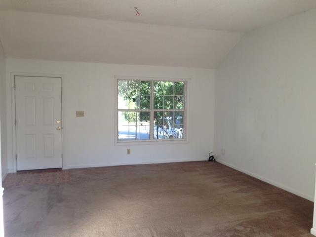 79 Circle Dr, Winder, GA 30680 photo 3