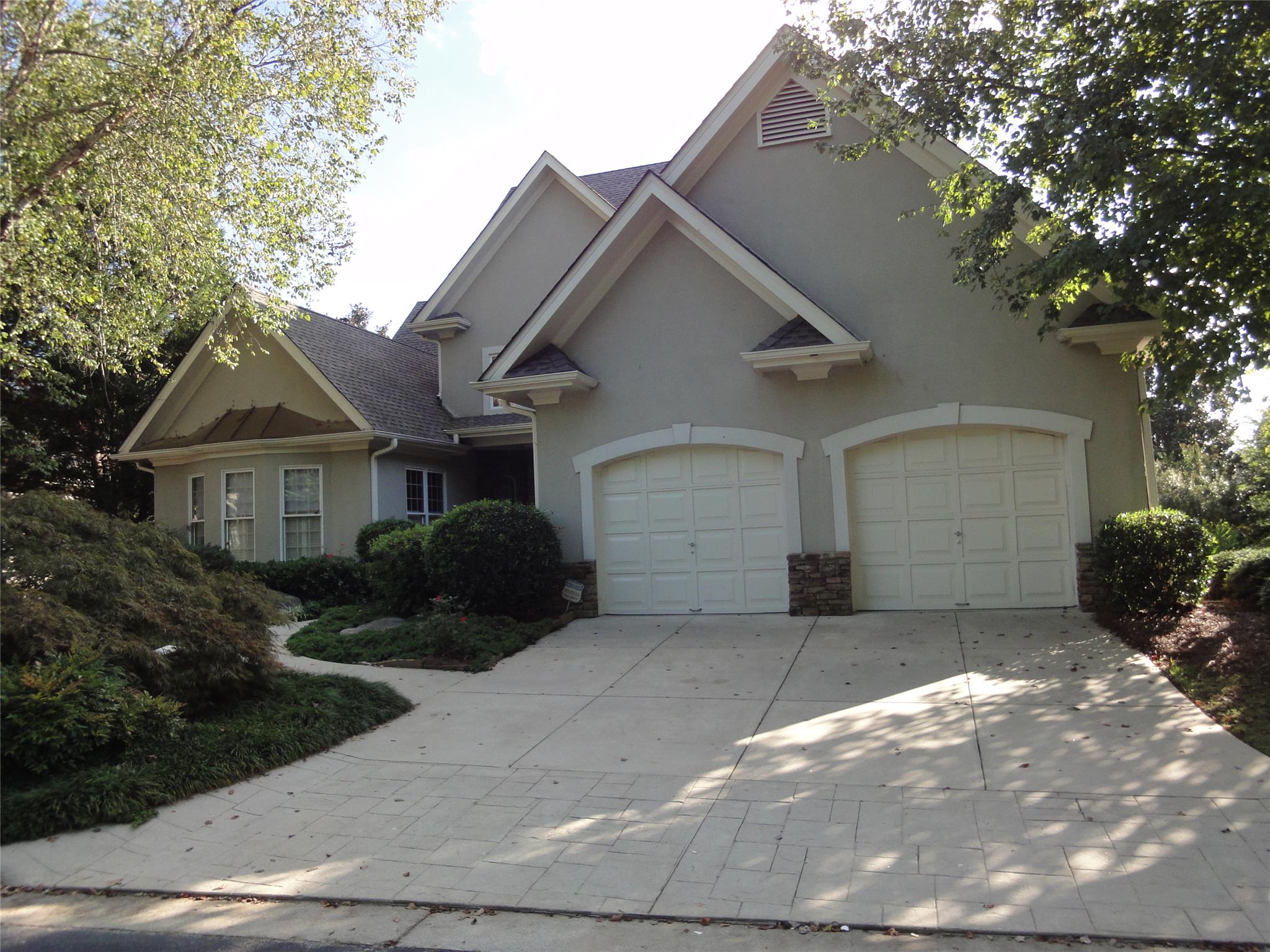 220 Breitbrunn Chase, Duluth, GA 30097 photo 2