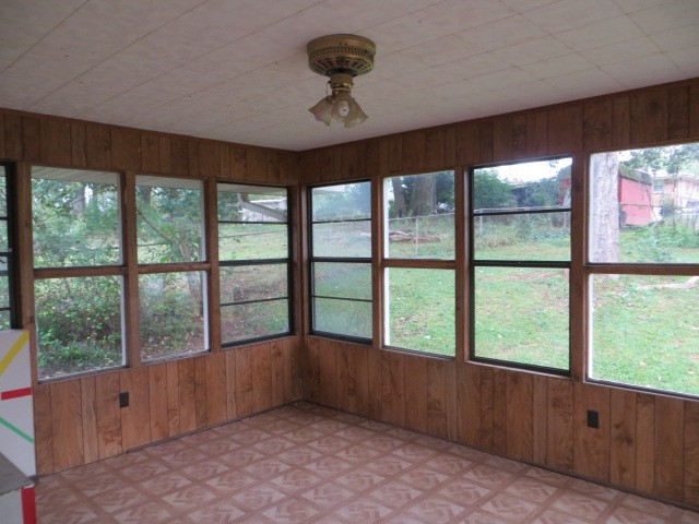 5201 Eubanks Dr, Morrow, GA 30260 photo 8