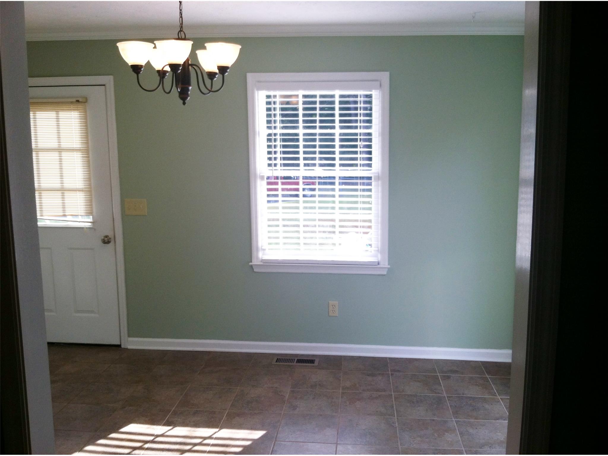 500 Merrill Ln, Lagrange, GA 30241 photo 9