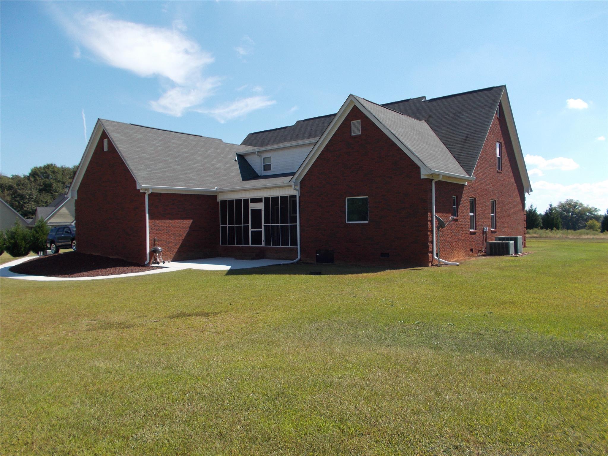 2038 Dixie Rd, Covington, GA 30014 photo 4