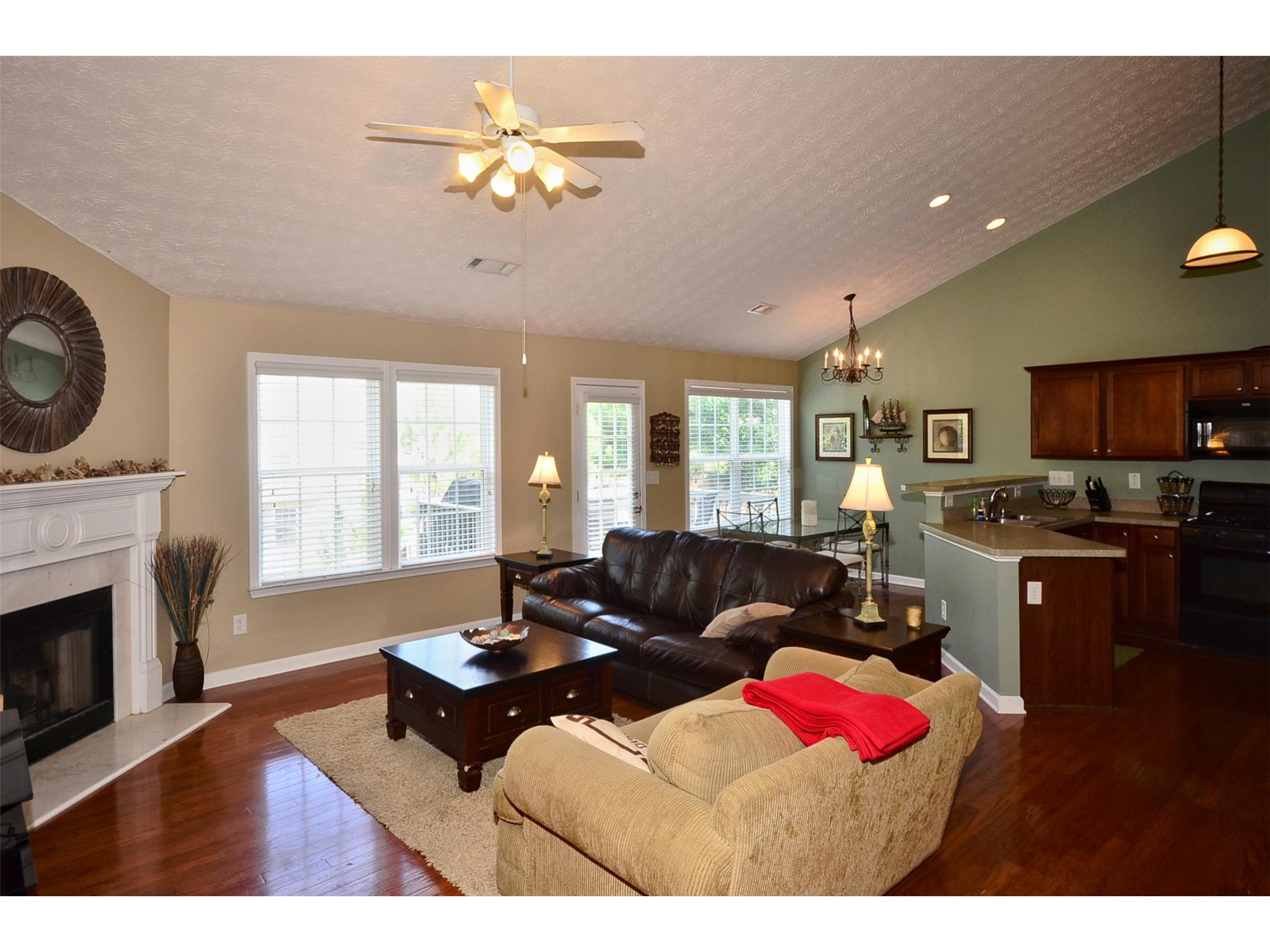 3711 Bogan Mill Rd, Buford, GA 30519 photo 4