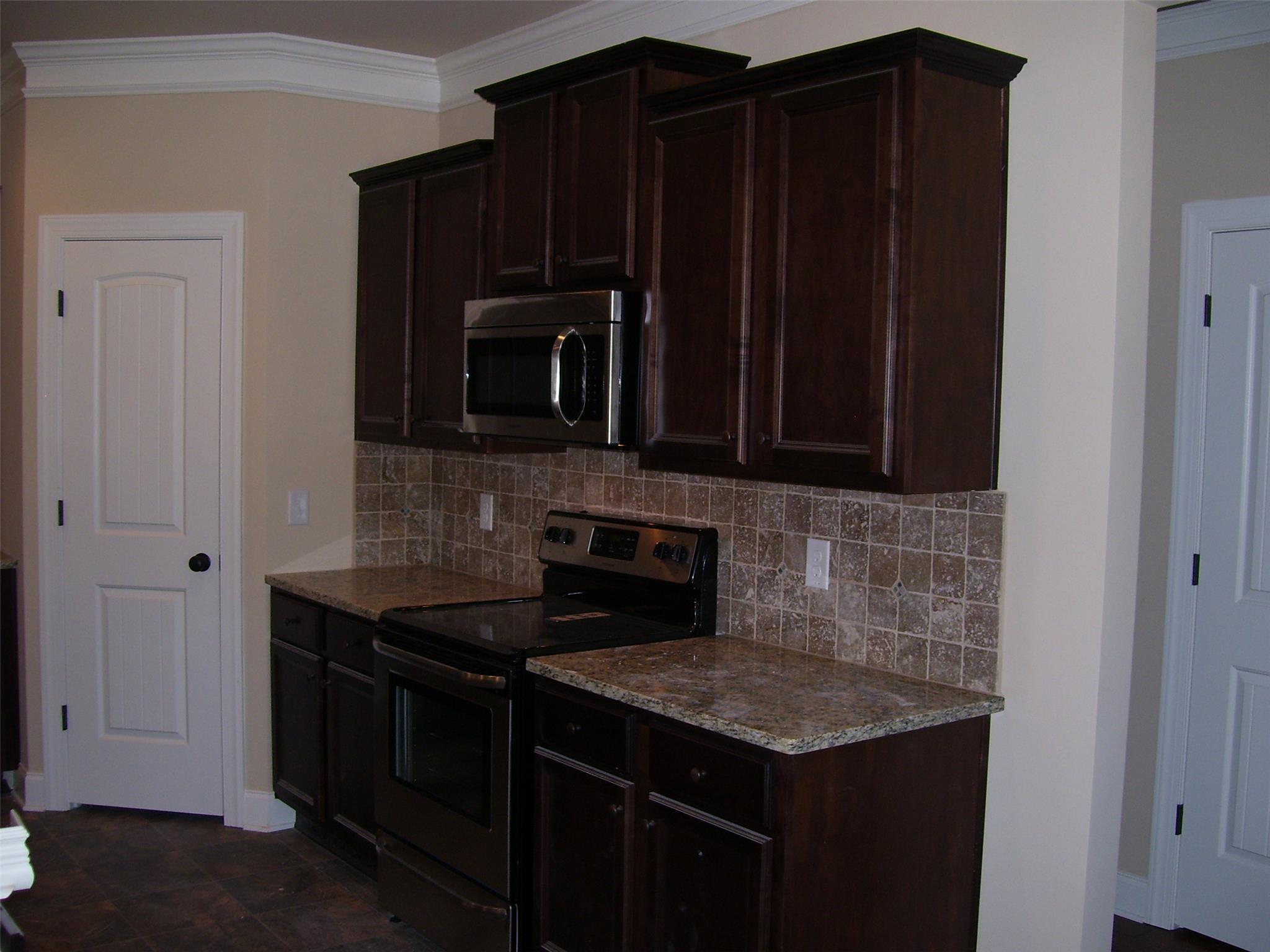 1801 Middleton Ct, Monroe, GA 30655 photo 3