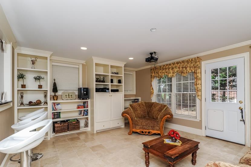 7635 Stratton Pt, Suwanee, GA 30024 photo 16