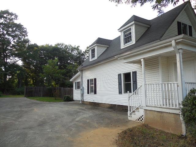 61 Horton St, Winder, GA 30680 photo 3