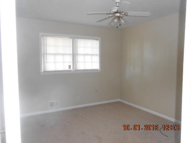 8247 Spillers Dr, Covington, GA 30014 photo 11