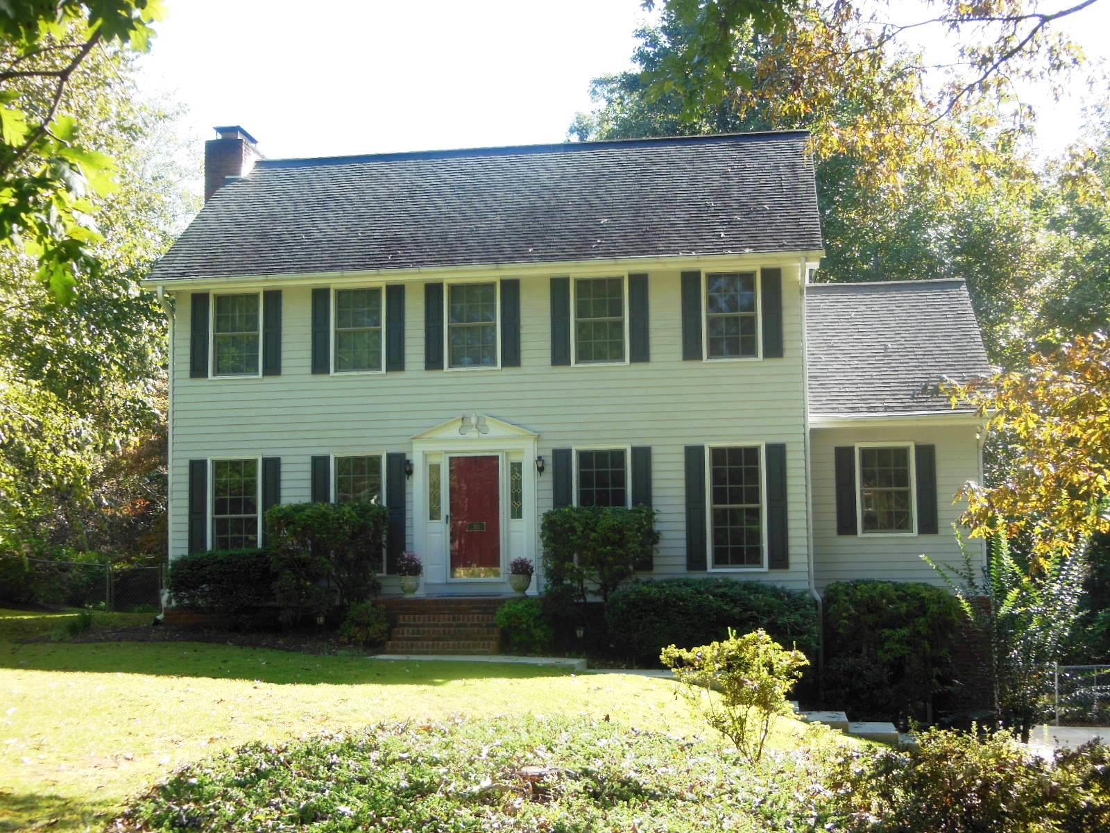 313 Wesley Cir, Toccoa, GA 30577 photo 2