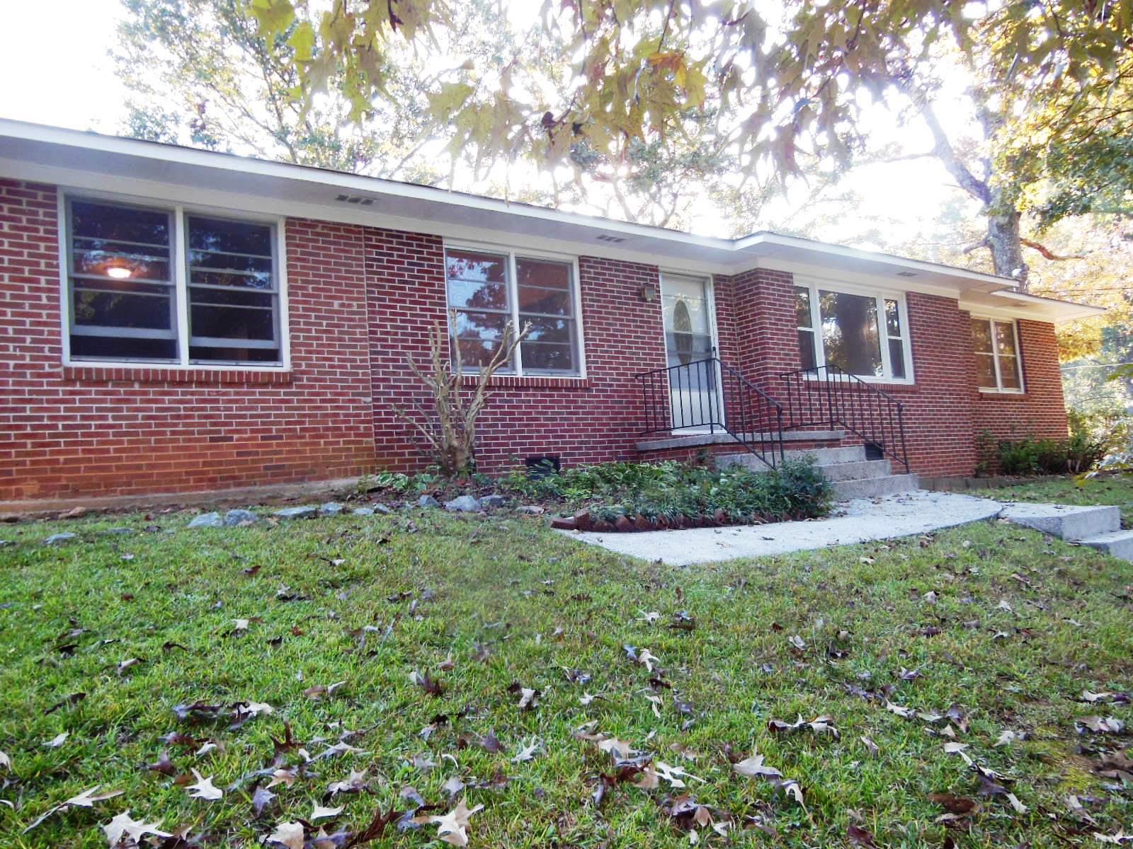 193 Poplar Cir, Toccoa, GA 30577 photo 1