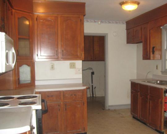 2418 Lambert Dr, Macon, GA 31206 photo 3