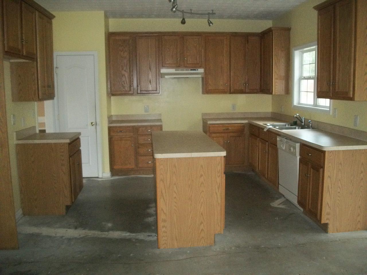 1141 Shoreview Rd, Mcdonough, GA 30253 photo 4