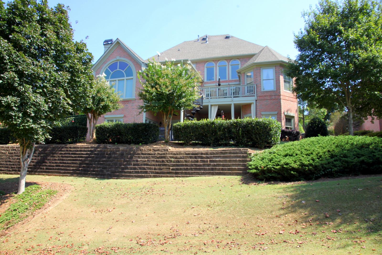 5855 Ettington Dr, Suwanee, GA 30024 photo 2