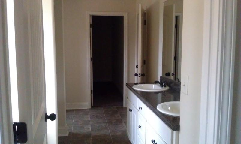 2604 Blanton Dr, Winder, GA 30680 photo 3