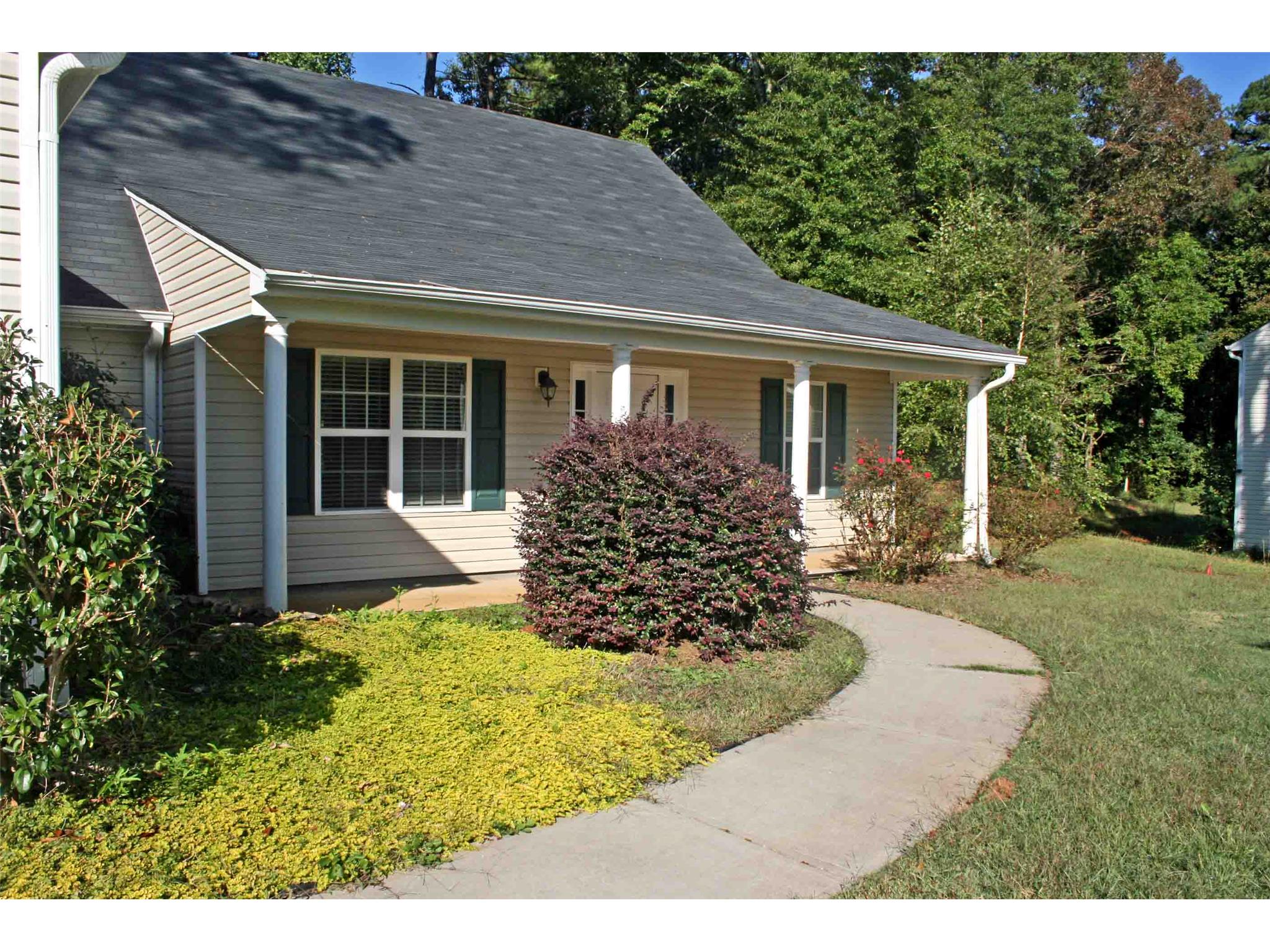 1276 Walnut Dr, Winder, GA 30680 photo 2
