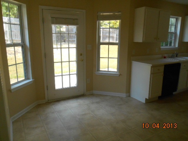 1575 Heatherton Rd, Dacula, GA 30019 photo 6