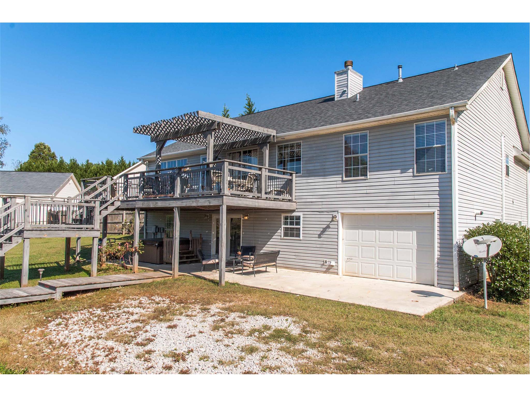 4562 Windstone Ct, Gainesville, GA 30507 photo 2