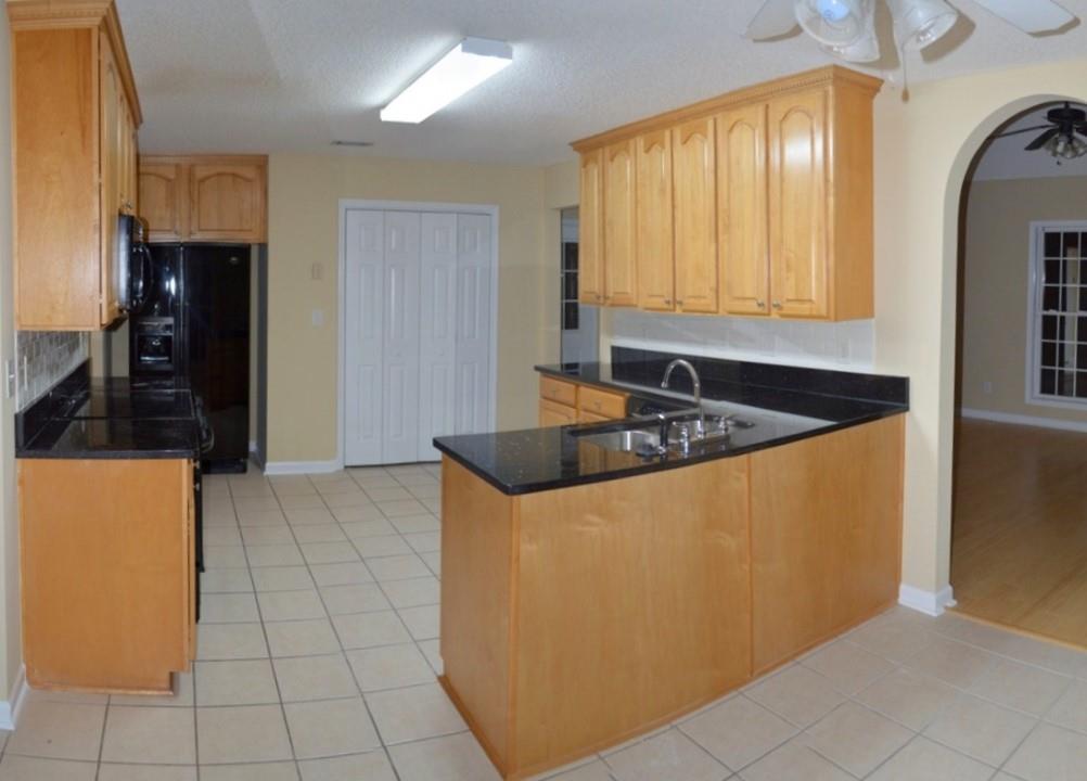 295 Tharpe Rd, Warner Robins, GA 31088 photo 5