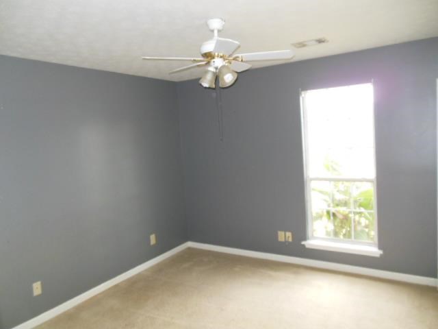 103 Twelve Oaks Dr, Lagrange, GA 30240 photo 8