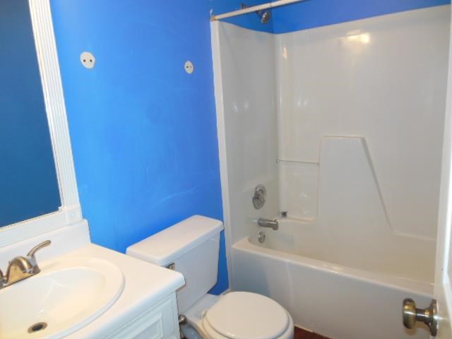 103 Twelve Oaks Dr, Lagrange, GA 30240 photo 7
