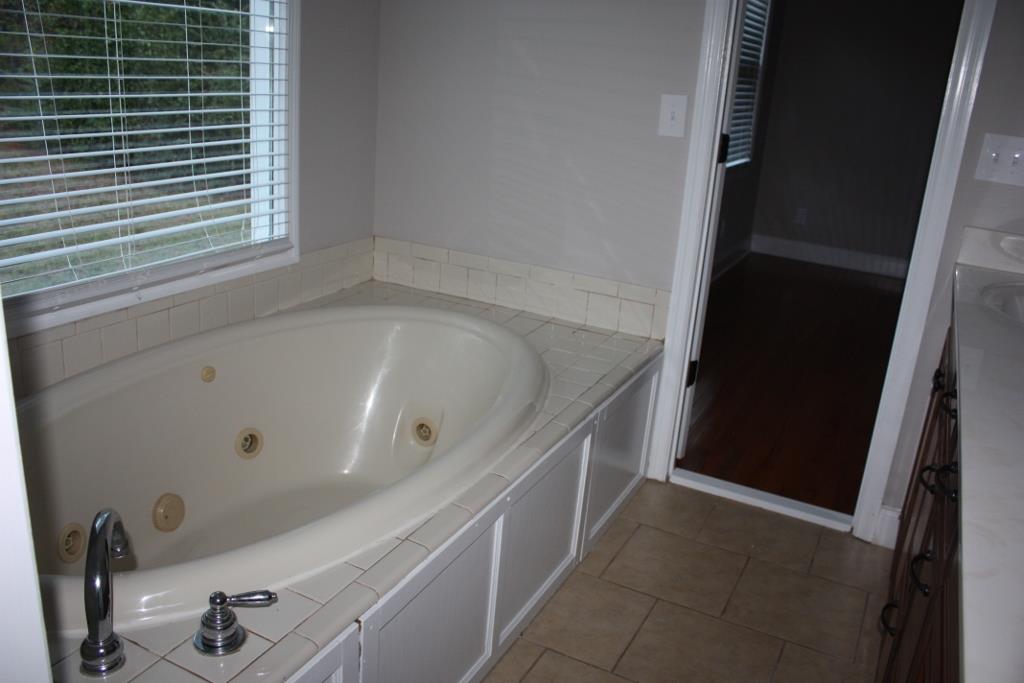 765 Hines Rd, Lagrange, GA 30241 photo 8
