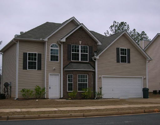 1147 Oak Hollow Ln, Hampton, GA 30228 photo 1