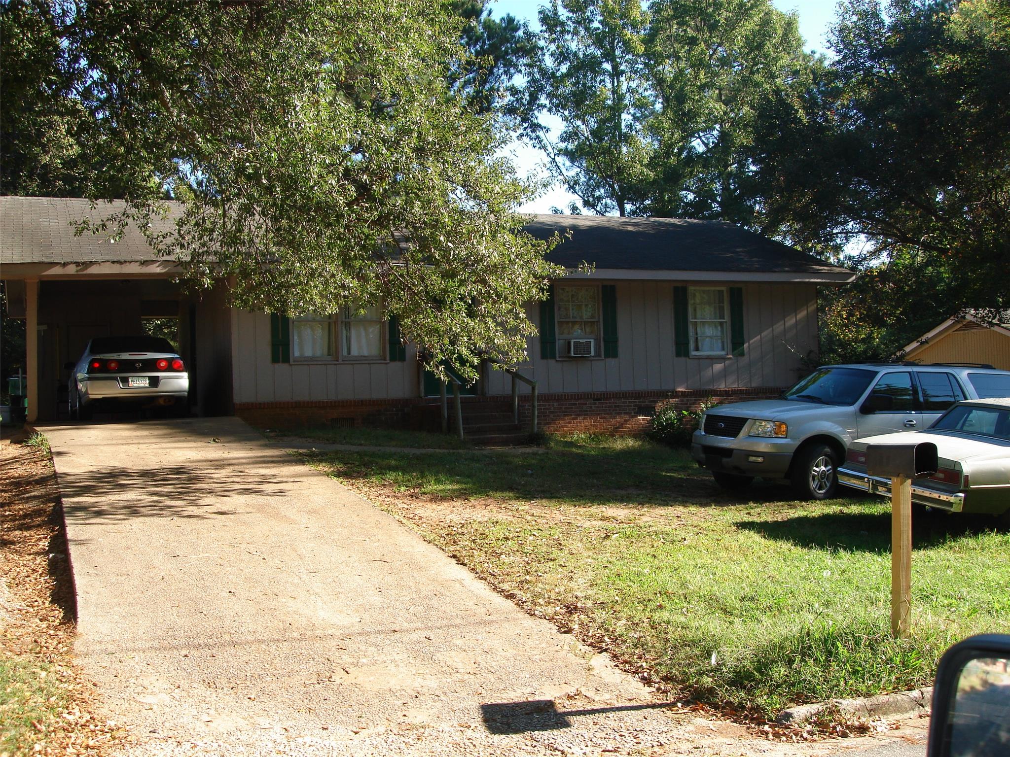 148 Lily Dr, Winder, GA 30680 photo 1