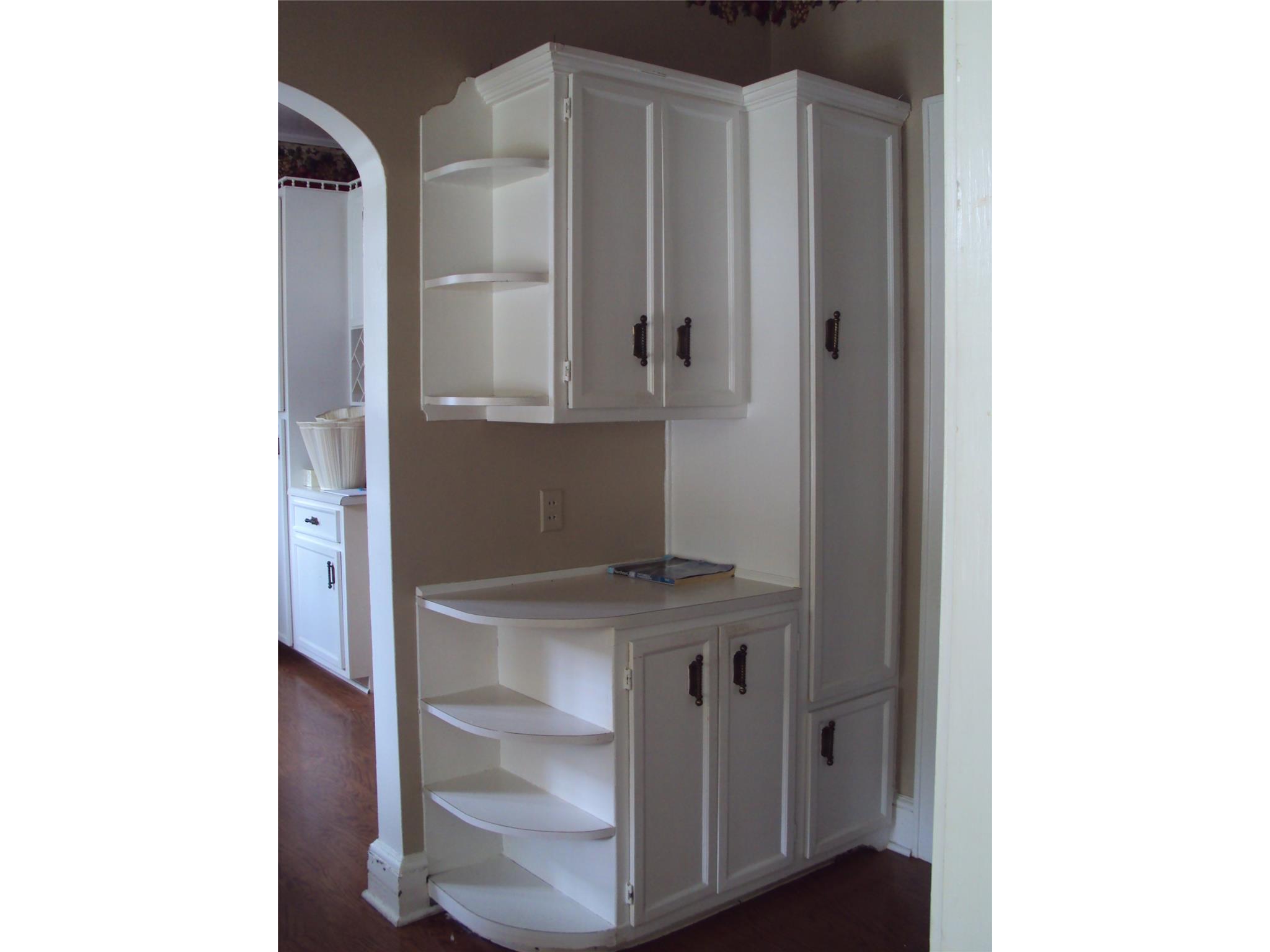545 E Howell St, Hartwell, GA 30643 photo 4