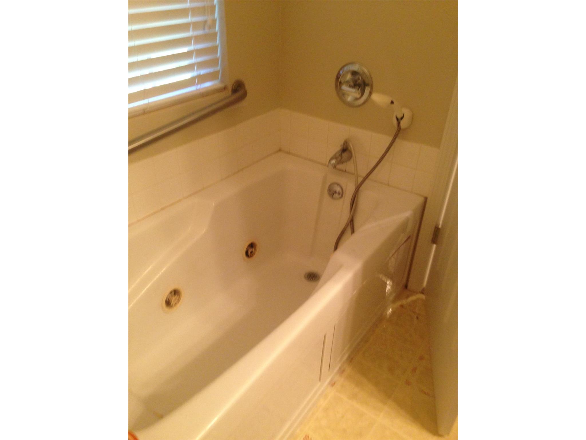 113 Cypress Ct, Toccoa, GA 30577 photo 8