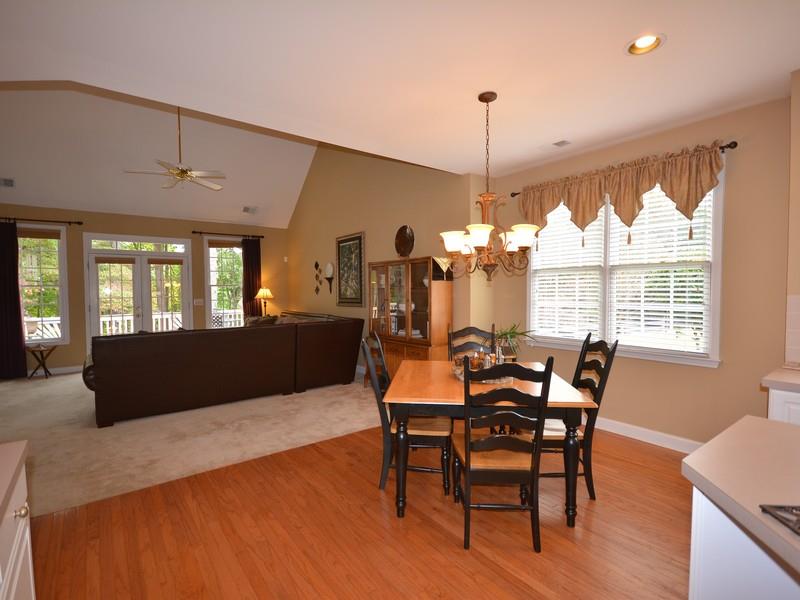 6545 Sterling Dr, Suwanee, GA 30024 photo 10