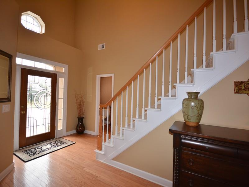 6545 Sterling Dr, Suwanee, GA 30024 photo 2