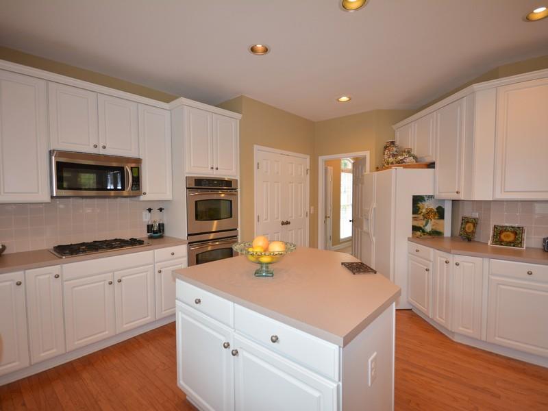 6545 Sterling Dr, Suwanee, GA 30024 photo 11