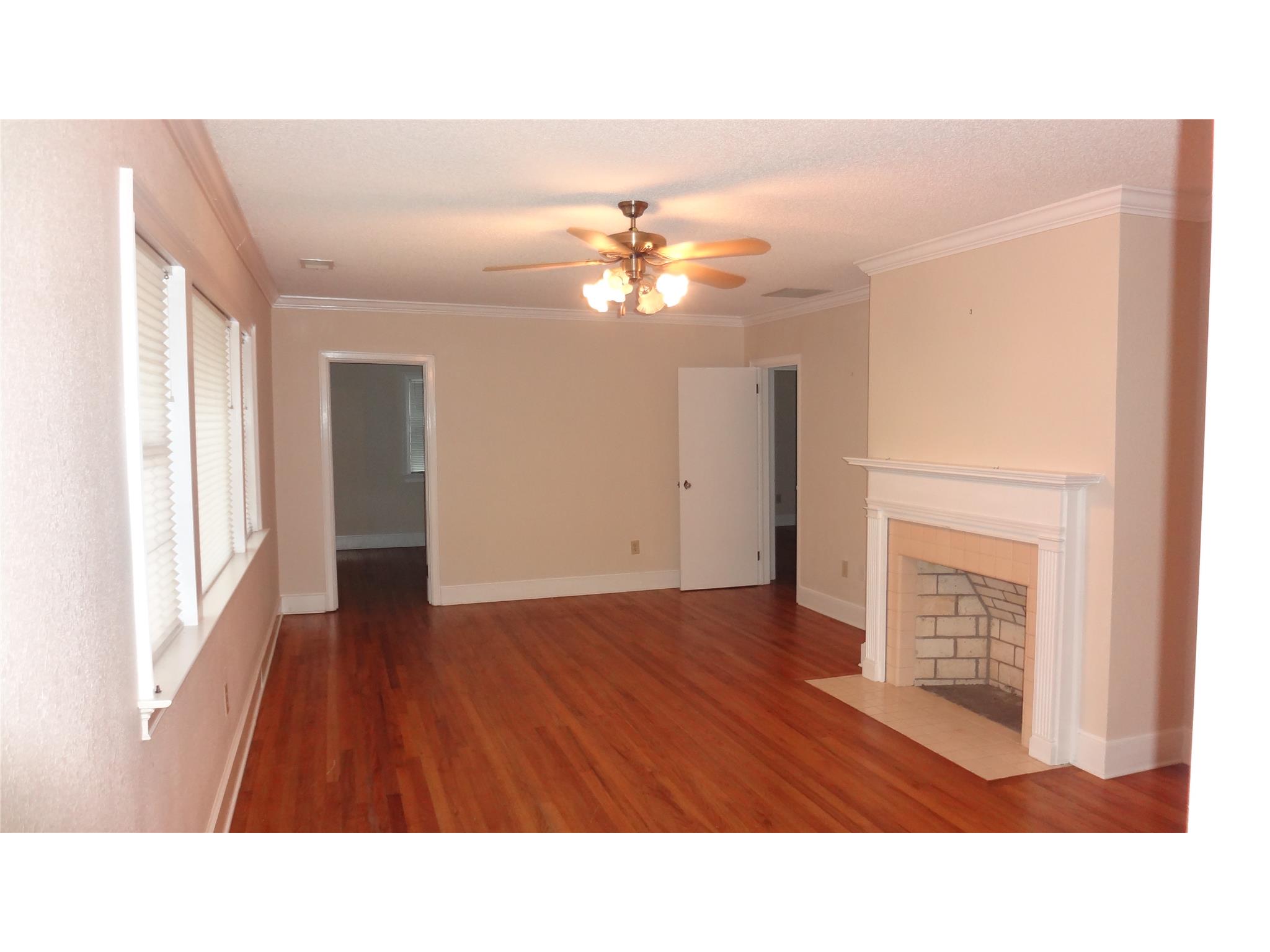 505 S Hammond Dr, Monroe, GA 30655 photo 6