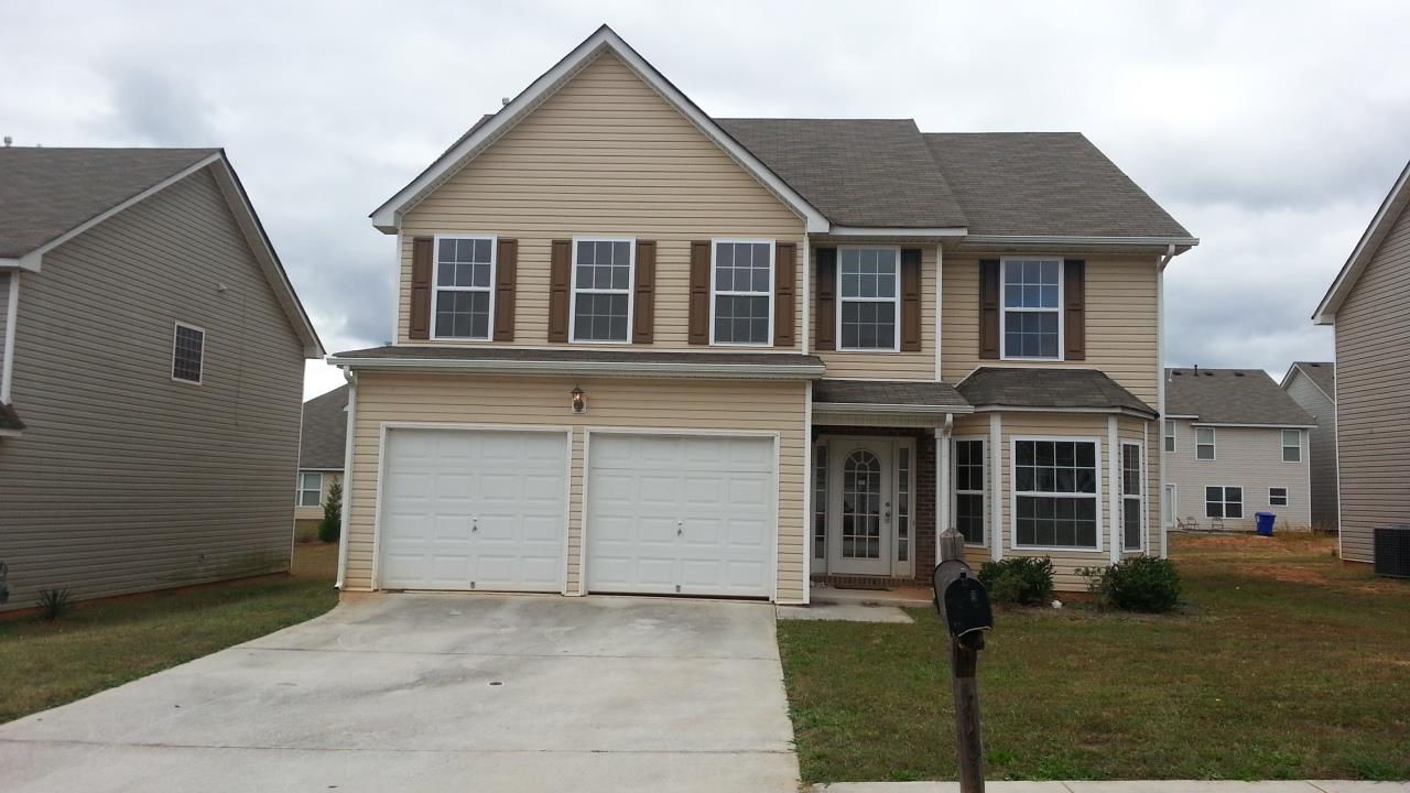 11631 Sarah Loop, Hampton, GA 30228 photo 1