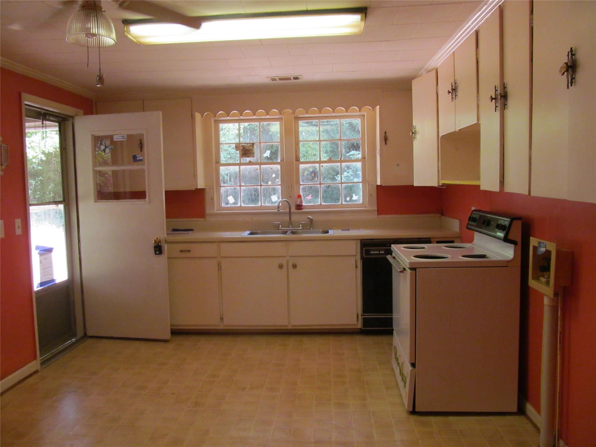 1884 Mooty Bridge Rd, Lagrange, GA 30240 photo 3
