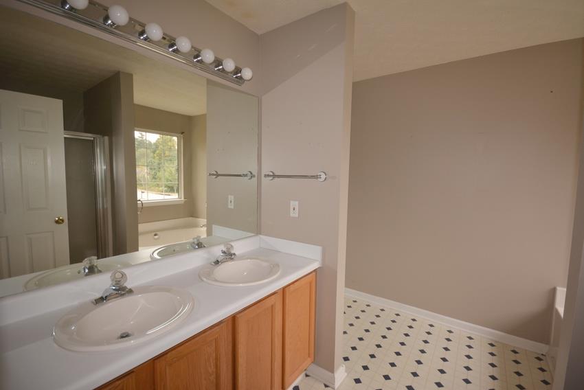 764 Baskins Cir, Winder, GA 30680 photo 14