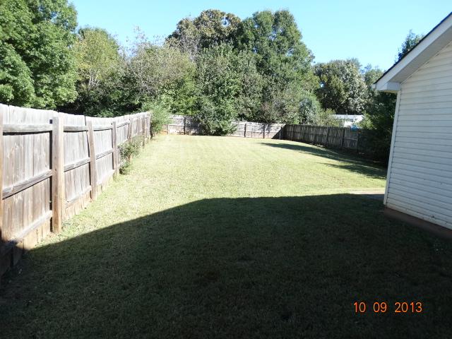 1296 N Hampton Dr, Hampton, GA 30228 photo 2