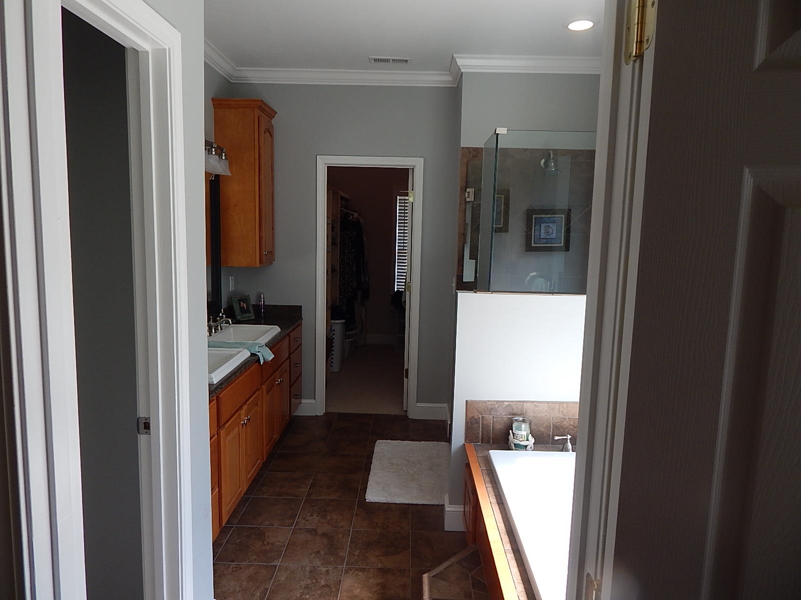 308 Lakeview Dr, Commerce, GA 30529 photo 13