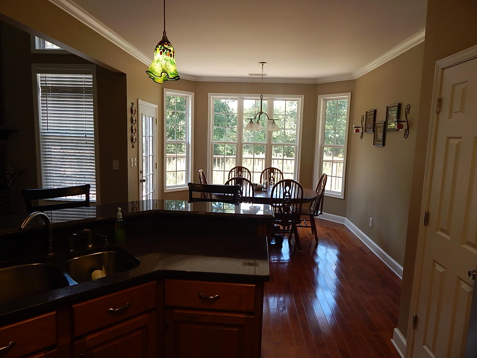 308 Lakeview Dr, Commerce, GA 30529 photo 8