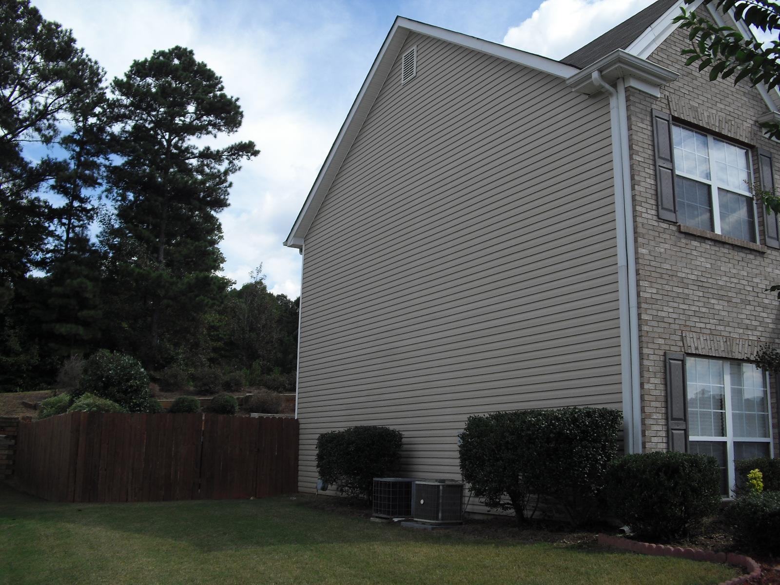 5189 Leecroft Dr, Buford, GA 30518 photo 3
