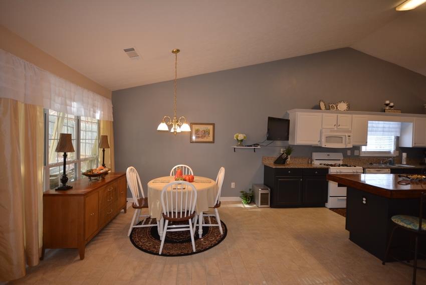 77 Saint Aurics Dr, Suwanee, GA 30024 photo 10
