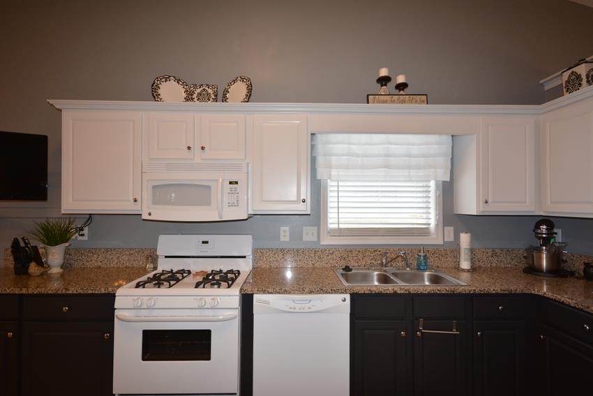 77 Saint Aurics Dr, Suwanee, GA 30024 photo 15