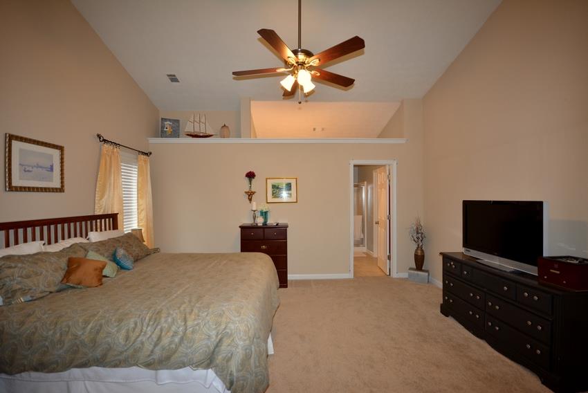 77 Saint Aurics Dr, Suwanee, GA 30024 photo 17