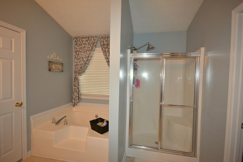 77 Saint Aurics Dr, Suwanee, GA 30024 photo 19