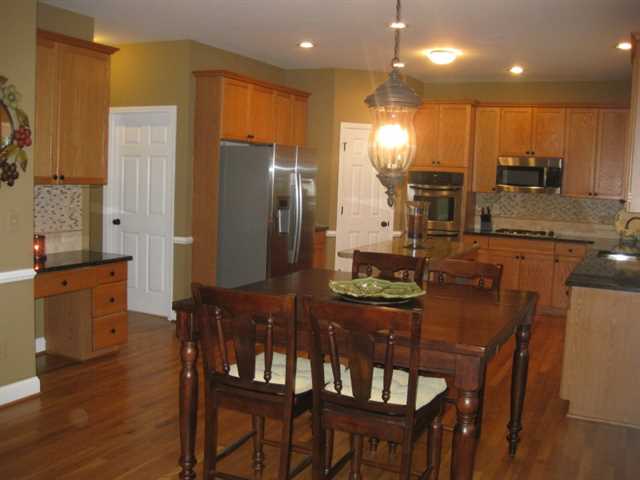 770 River Cliff Ct, Suwanee, GA 30024 photo 7