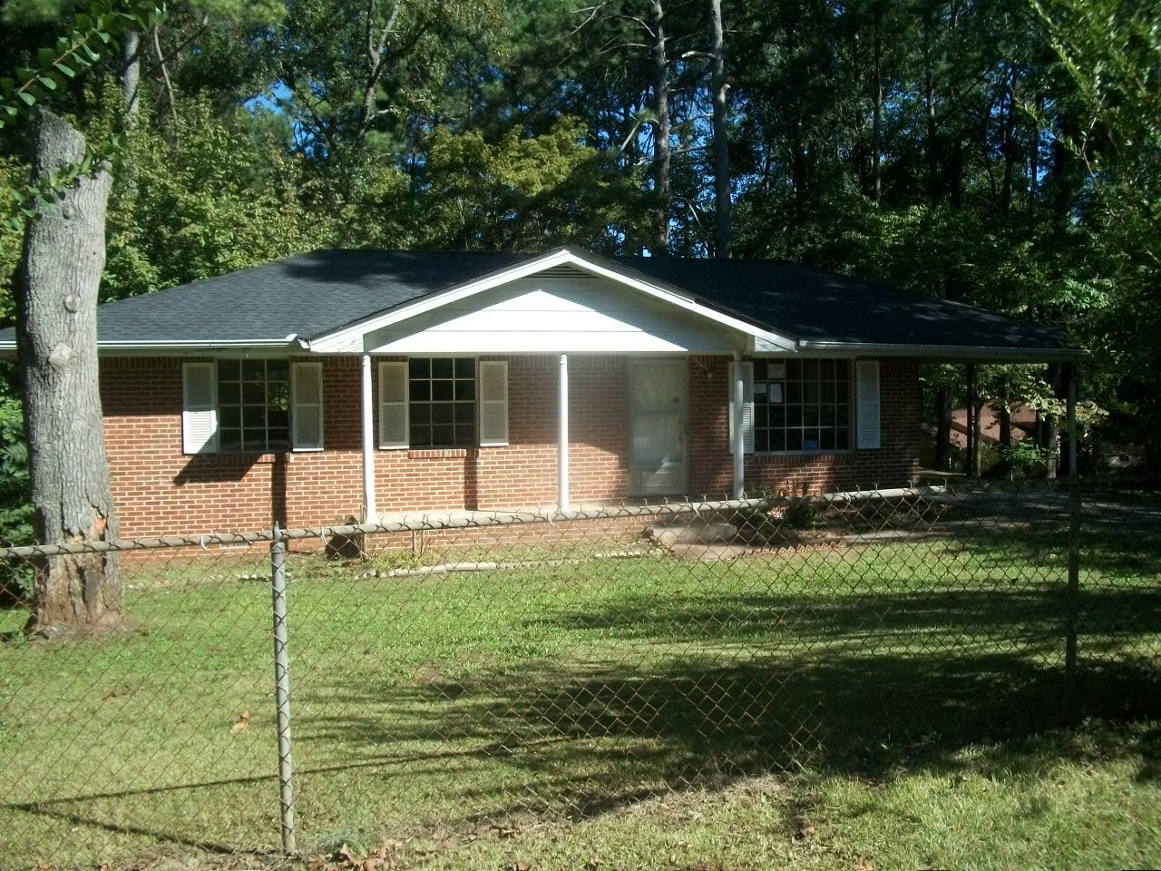 6460 Fleur De Lis Dr, Morrow, GA 30260 photo 1