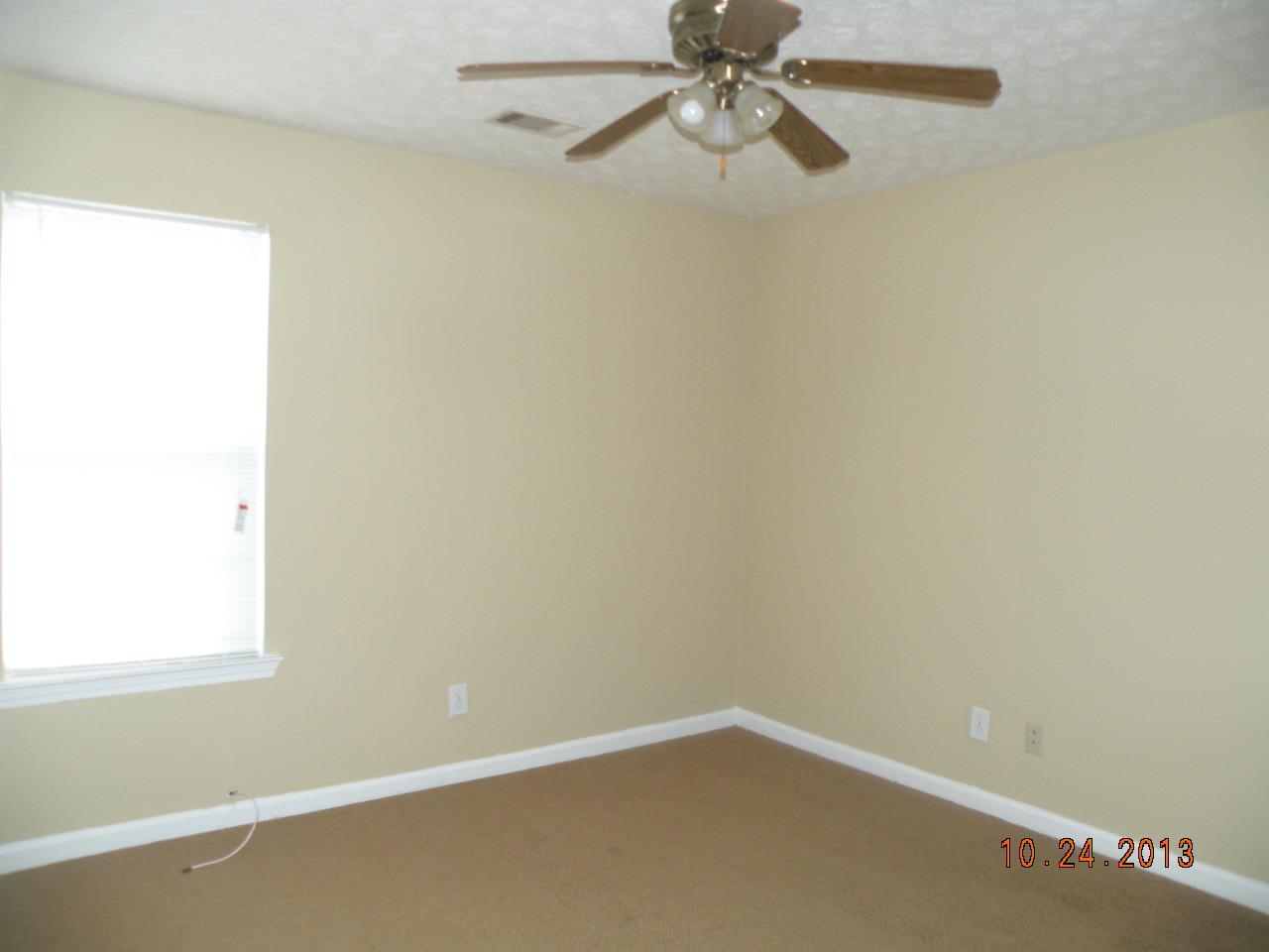 5823 Creekside Dr, Rex, GA 30273 photo 12