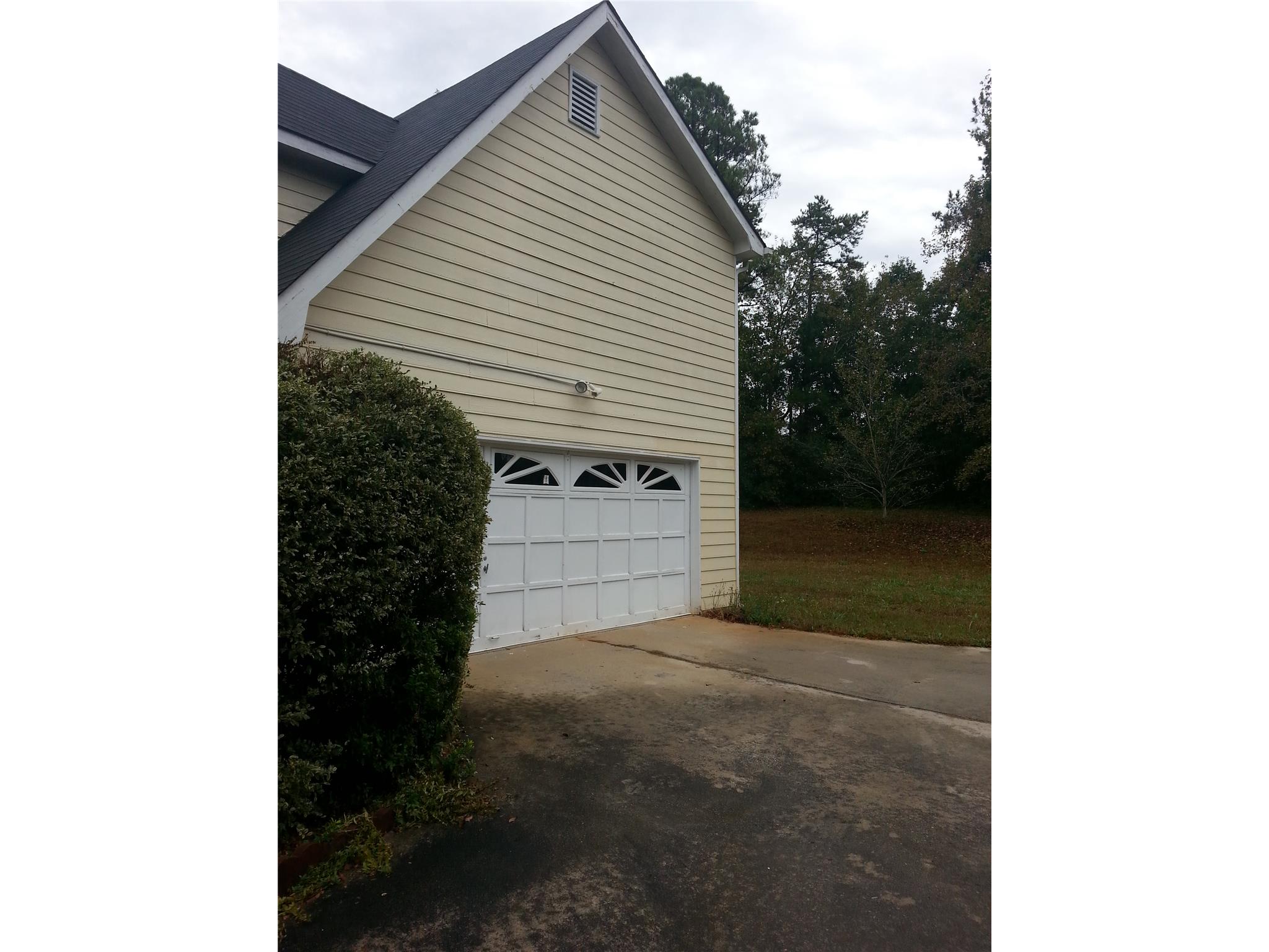 30 Ashley Ct, Covington, GA 30016 photo 2