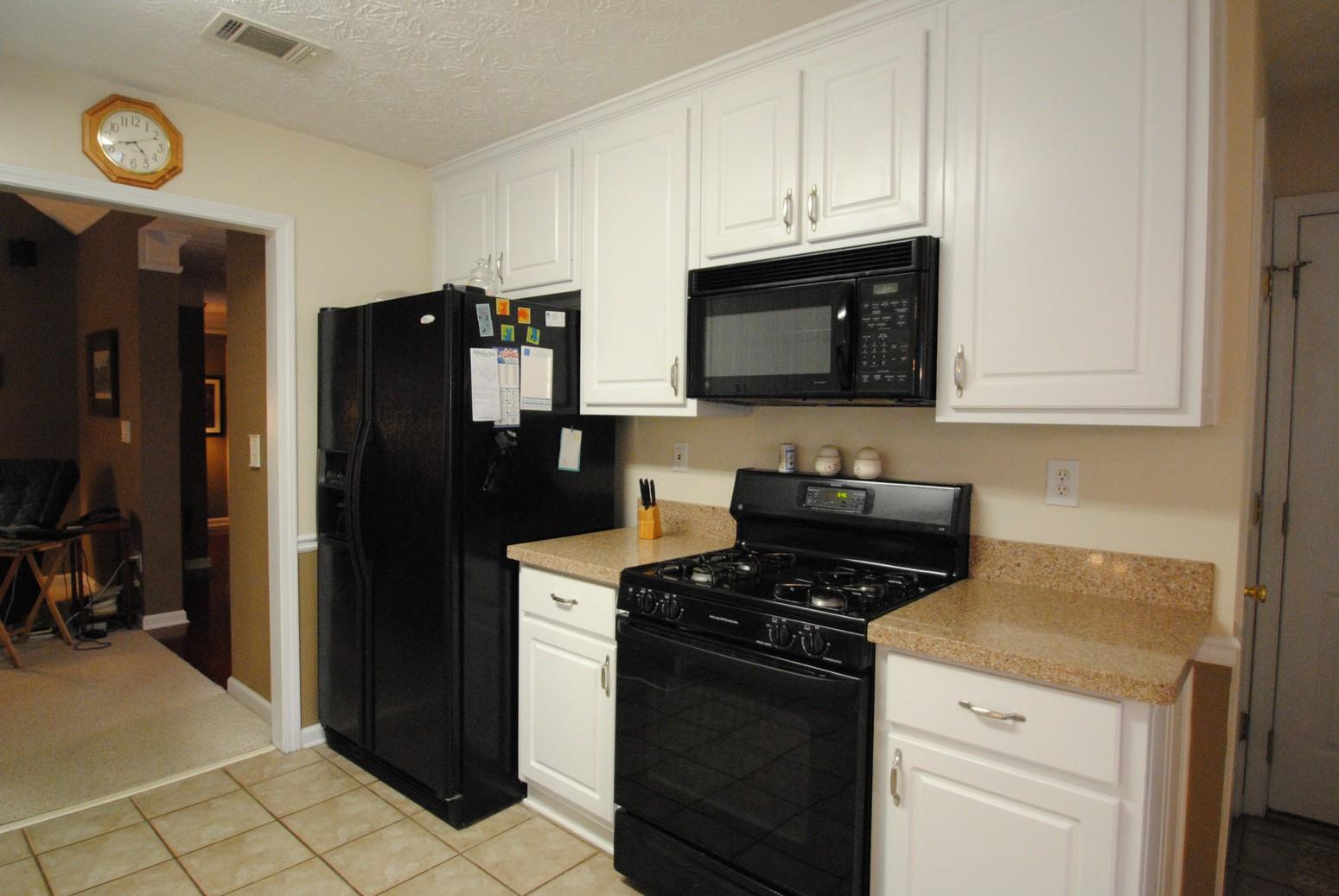 235 Bermuda Run Dr, Covington, GA 30016 photo 4