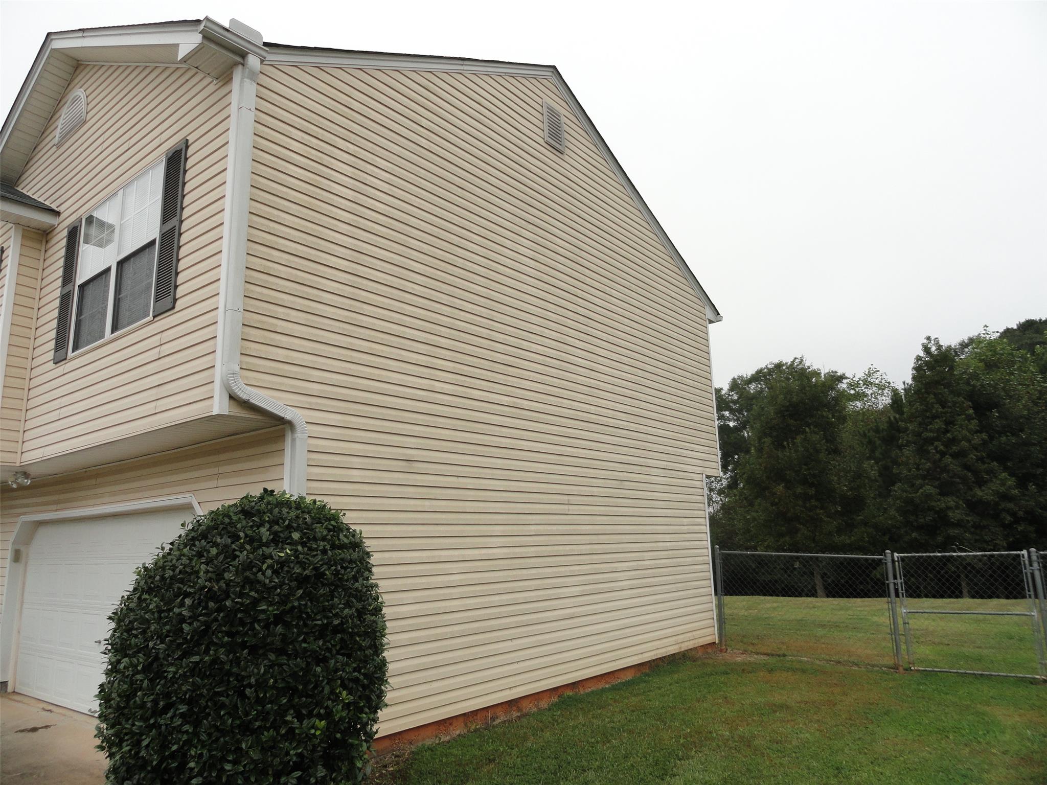 536 Walton Dr, Bethlehem, GA 30620 photo 2