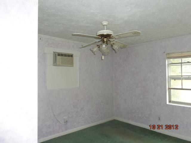 6645 Bedford Rd, Rex, GA 30273 photo 9